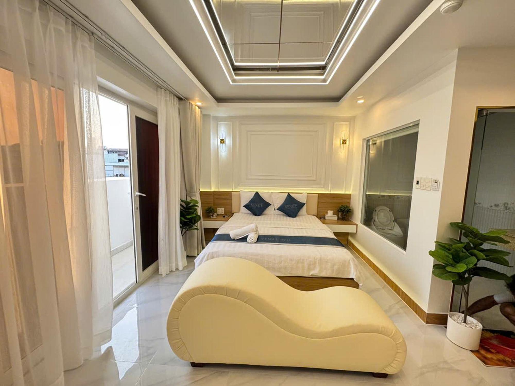 Minh Ngoc Hotel Хошимин Екстериор снимка