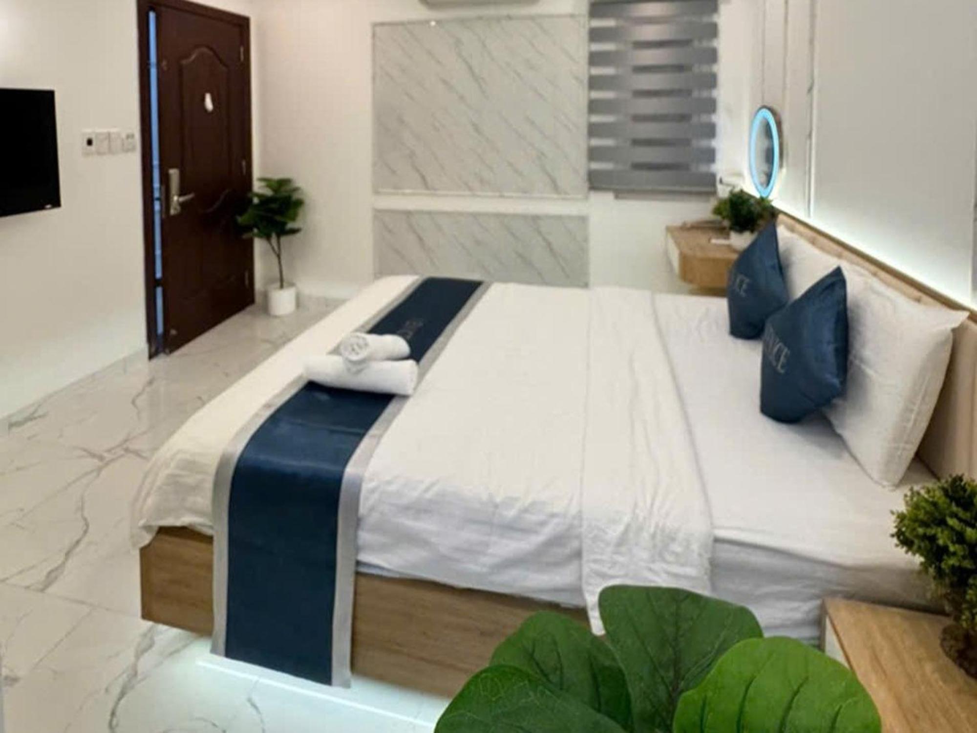 Minh Ngoc Hotel Хошимин Екстериор снимка