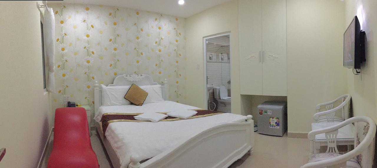 Minh Ngoc Hotel Хошимин Екстериор снимка
