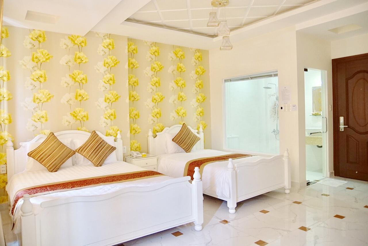 Minh Ngoc Hotel Хошимин Екстериор снимка